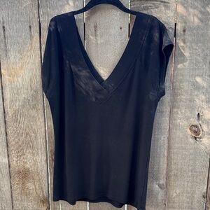 GAP Black V-Neck Short Sleeve Top